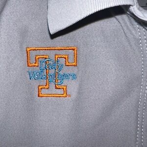 University Of Tennessee 
Nike Gray T-Shirt with logo Print